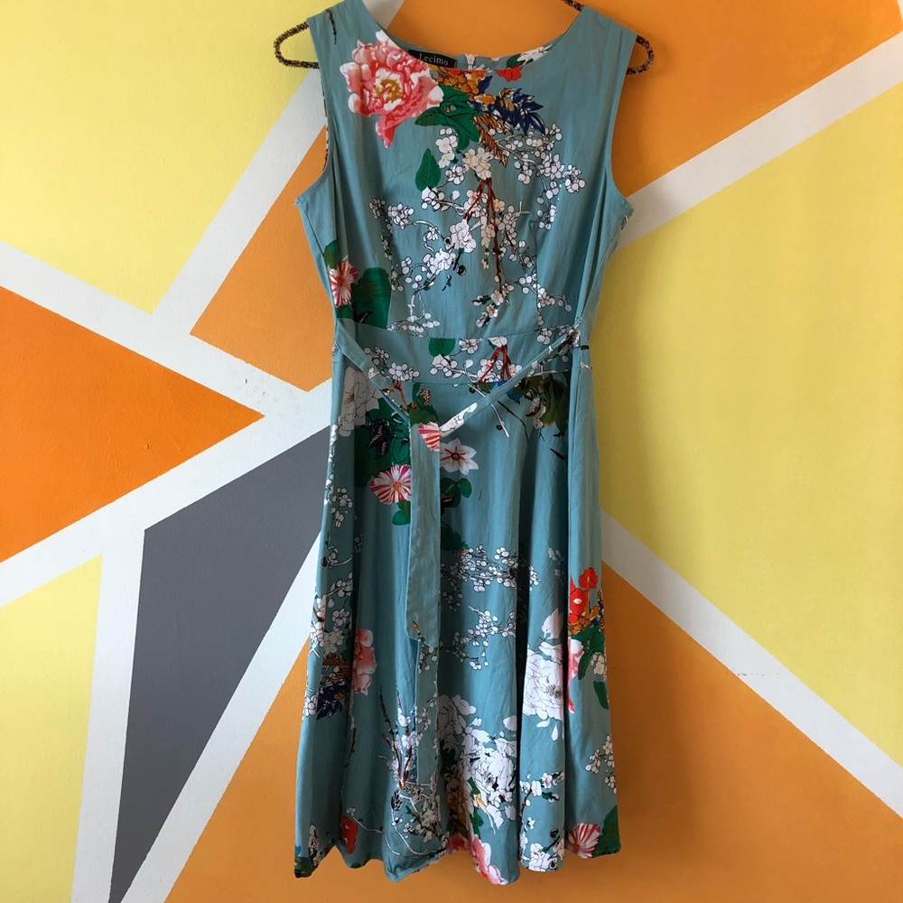 Floral Midi by Lecimo